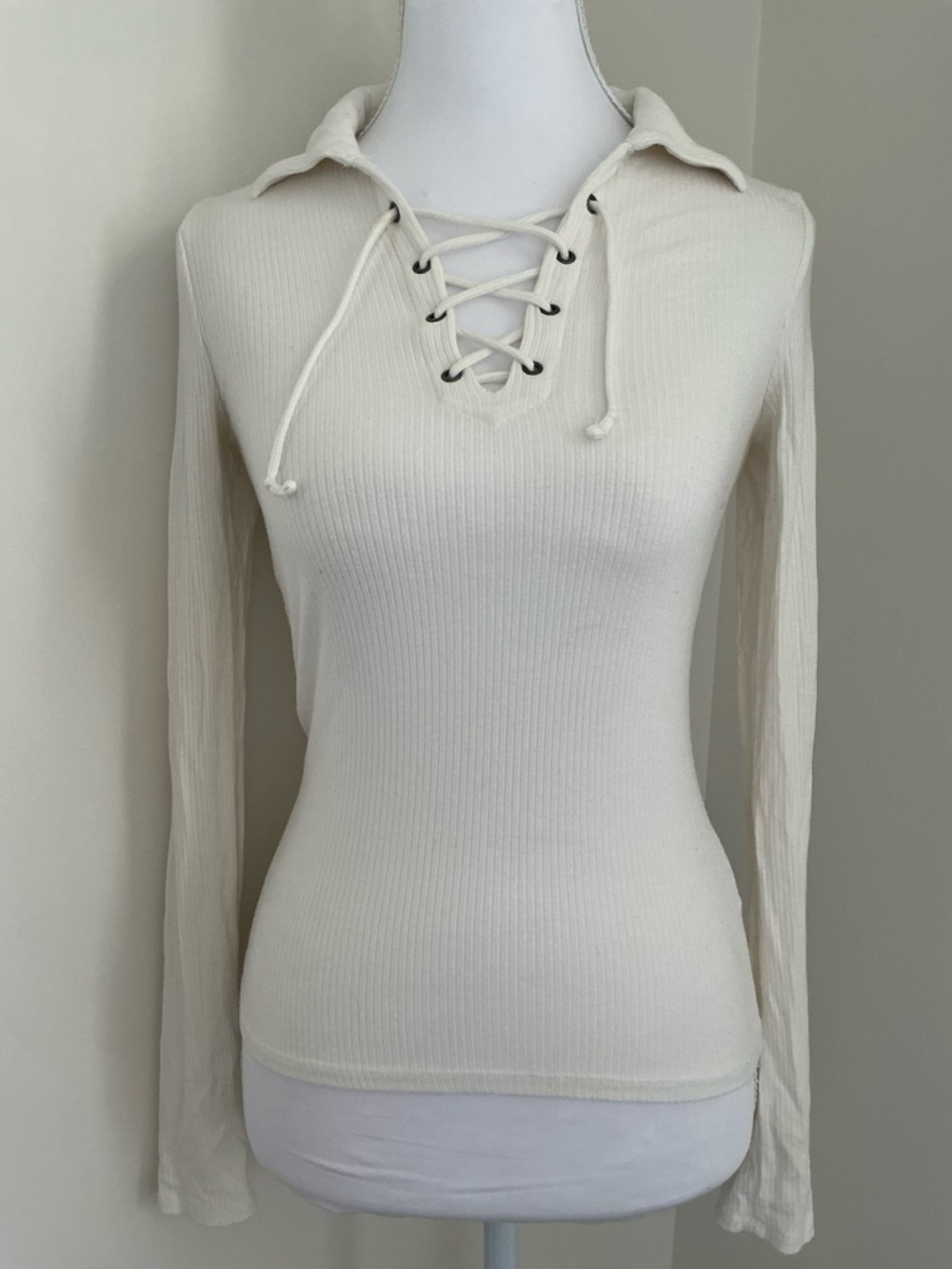 Hollister Cream Ribbed Lace-Up Long Sleeve Top